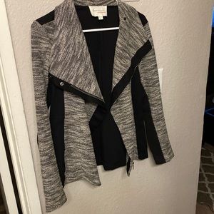Two by Vince Camuto gray and black Moto style  jacket - size xs